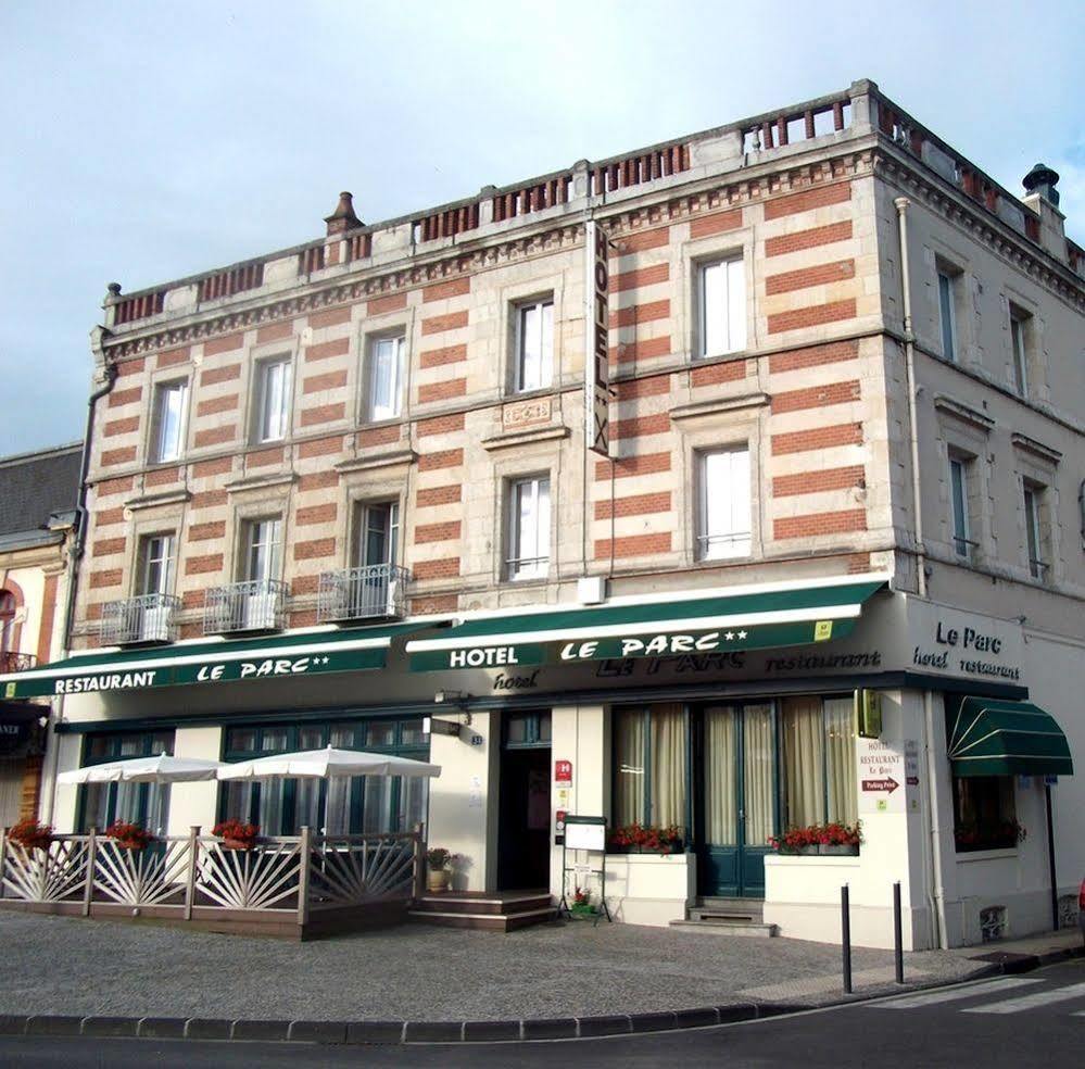 Hotel Restaurant Le Parc Moulins  Exterior photo